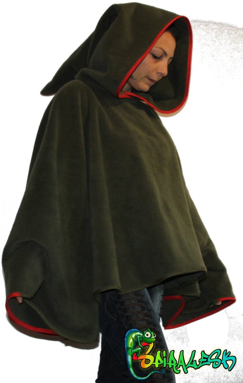 Cape poncho capuche lutine personnalisable image 2