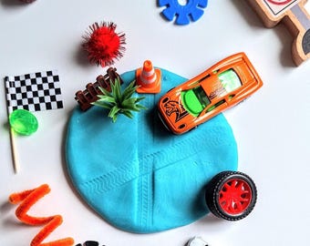 Auto speelgoeddeegpot cadeau raceauto verjaardag voor kinderen Goodiebags Playdeegpot zintuiglijk feest gunst sensorische pot jongen cadeau speeldeegset blauw