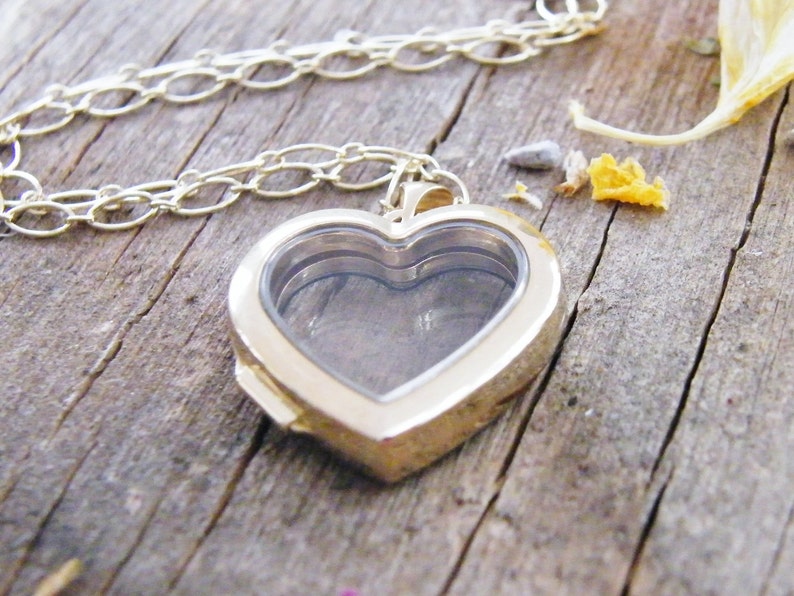 14k Gold Floating Glass Locket Heart Locket a Exclusive to Etsy