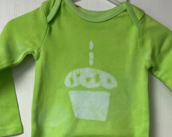 First Birthday Baby Bodysuit, Girl First Birthday, Boy First Birthday, Cupcake Baby Bodysuit, Green First Birthday Shirt (12 months)