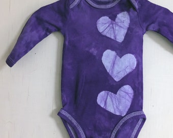 Baby Valentine's Day Gift, Baby's First Valentine's Day, Purple Baby Bodysuit, Purple Heart Bodysuit, Baby Shower Gift (0-3 months)