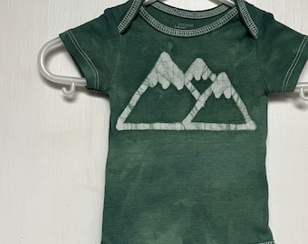 Mountain Baby Gift, Hiking Baby Gift, Baby Boy Gift, Baby Girl Gift, Green Baby Gift, Green Mountain Bodysuit, Neutral Baby Gift (Newborn)