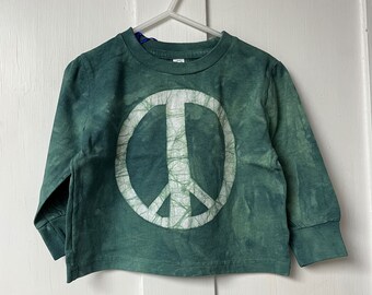 Kids Peace Sign Shirt, Boys Peace Sign Shirt, Girls Peace Sign Shirt, Green Peace Sign Shirt, Green Kids Shirt, Green Kids Peace Shirt (2T)