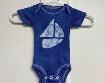 Preemie Baby Bodysuit, Preemie Boy Gift, Preemie Girl Gift, Sailboat Baby Bodysuit, Boat Baby Gift, Blue Sailboat Bodysuit, Preemie Baby