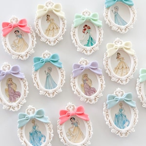 Princess Fondant Toppers - Ariel Cinderella Rapunzel Belle Tiana Jasmin Belle Cupcake Cake Edible