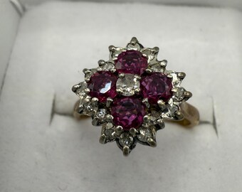 Robijn en diamanten ring