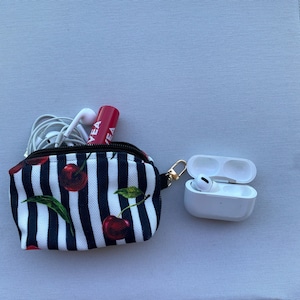 Handmade Cherry Quilted Mini Clutch Wallet Keychain Bag Variety Zipper pouch Small Card Holder Wallet Cosmetic Pouch Card Lipstick Wallet
