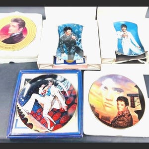 5 Elvis Presley Collectible Plates In Original Box