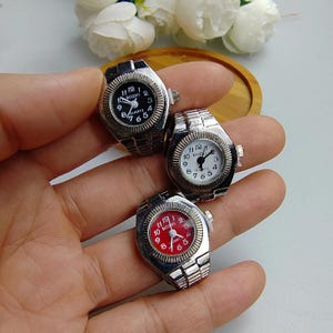 Creative Color Simple Digital Ring Watch Alloy Shell Finger Watch Couple Ring Watch, Men&#39;s and Women&#39;s New Mini Clock, Personalized Ring