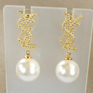 YSL Yves Saint Laurent Vintage Stylish Pearl Earrings