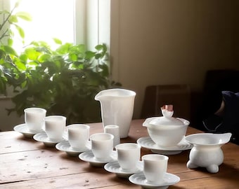 White Ceramic Kung Fu Tea Set: Gongfu Teapot -Cups