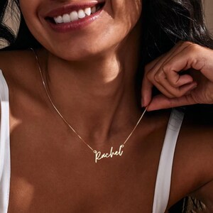Collar con placa de nombre personalizada: elegante colgante con letra dorada, delicado collar con nombre, collar con nombre de bebé, collar con letra dorada