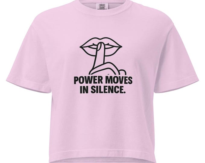 Power Moves in Silence Women’s Boxy Tee – Heavyweight Graphic Shirt – Feminist Streetwear – Minimalist Lips Line Art