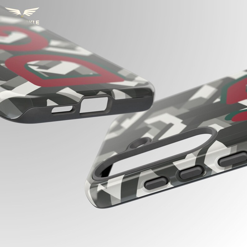 Personalized Monogram Phone Case: iPhone, Samsung & Pixel | Geometric Custom Initials (MagSafe Available)
💎 Your phone is part of your everyday life — make it yours.
This personalized monogram phone case features a bold geometric pattern and customizable initials designed to stand out. Inspired by modern luxury patterns, it brings a designer-style identity to something you carry every day.