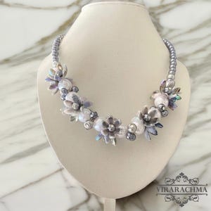 Pärltulpan Hijab Halsband – Elegant Casual Dammode, Kebaya Halsband, Traditionellt Halsband, Etniskt Halsband, Bali Halsband
