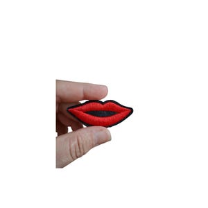 Red Kiss Embroidered Patch: Iron-On Applique for Jackets & Backpacks