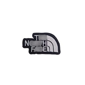 Toppa termoadesiva The North Face: applicazione con logo ricamato (9x5,2 cm)