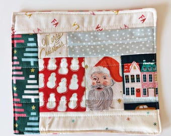 Tapis mug de Noël : sous-verre des Fêtes matelassé en patchwork, sous-verre Père Noël