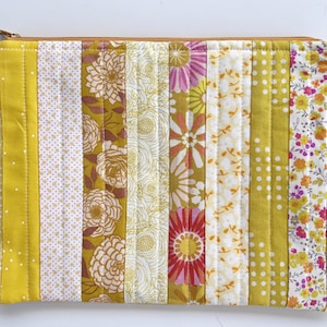 Pretty Patchwork Pouch, Zip Pouch No.52