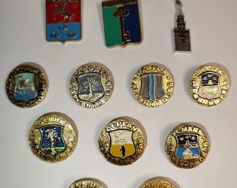 Insignias de ciudades - 12 piezas.