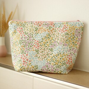 Borsa impermeabile per costumi da bagno, bikini o biancheria sporca, borsa impermeabile, beauty case, borsa da viaggio, regalo per la fidanzata, beauty case con fiori