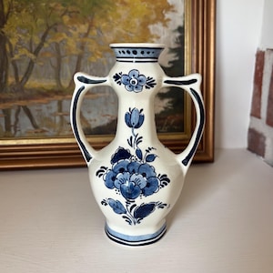 Hand-Painted Delft Blue Vase by Royal Goedewaagen, Holland – Vintage Dutch Pottery 16cm