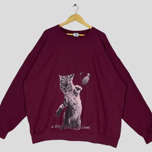 Vintage Y2K Cat Throw Bomb Grande Moletom Estampado 2XL Bonito Gato Arte Gráfica Pulôver Gato Gatinho Gato Crewneck Tamanho 2XL