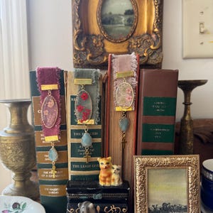 Heirloom Bookmarks Fleurs Collection - Velvet Ribbon + Charms