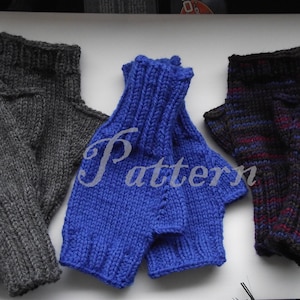 Basic Fingerless Mitts Pattern