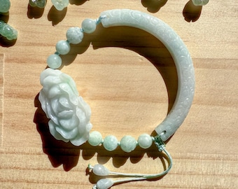 Handgefertigtes Jade Armband - Frosted Rose Bangle