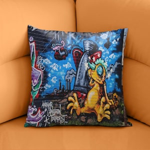 Graffiti Pillow Cover, Street Art, Urban Art, Graffiti Pop Culture Art, Graffiti Decor, Urban Vibes, Spray Paint Art, Street Art Lovers