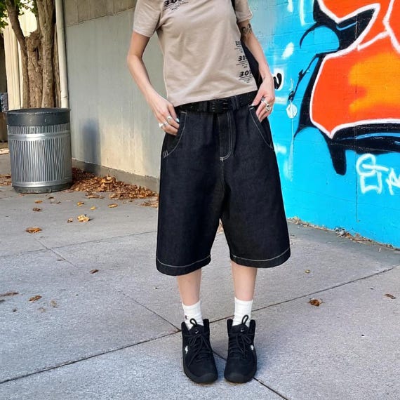 Vintage Embroidered Y2K Jorts – Baggy Women's Black Denim Shorts