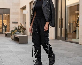 IBP136 Techwear Cargo Jogger Pants | Black Streetwear Tactical Pants with Straps | Oversized Urban Utility Trousers | Unisex Techwear Style