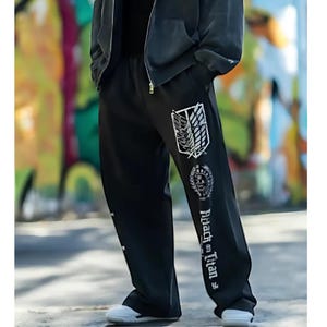 Pantalones deportivos inspirados en el anime AOT, ropa deportiva de gimnasio del anime Attack on Titans, pantalones de jogging de hip hop Y2k de moda, regalo unisex para fanáticos del anime