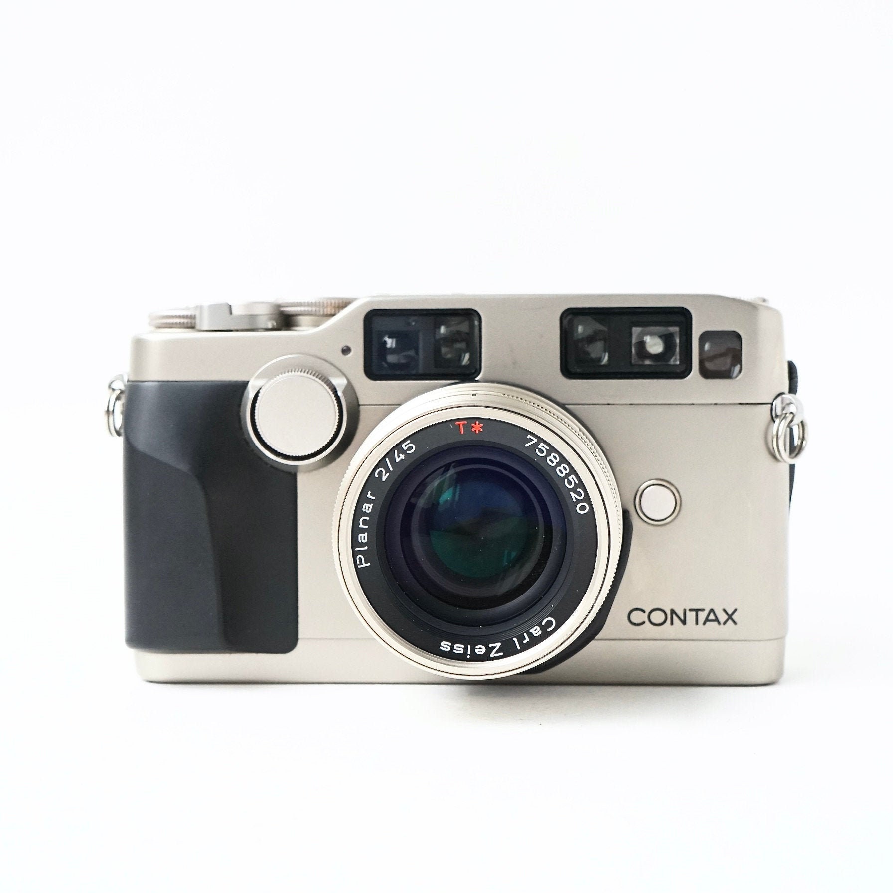 Vintage CONTAX G2 Autofocus Rangefinder Camera w/ Zeiss Planar 45mm f/2 lens Vintage CONTAX G2 Autofocus Rangefinder Camera w/ Zeiss Planar 45mm f/2 lens