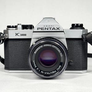 70年代のヴィンテージ ペンタックス K1000 35 mm 一眼レフフィルム