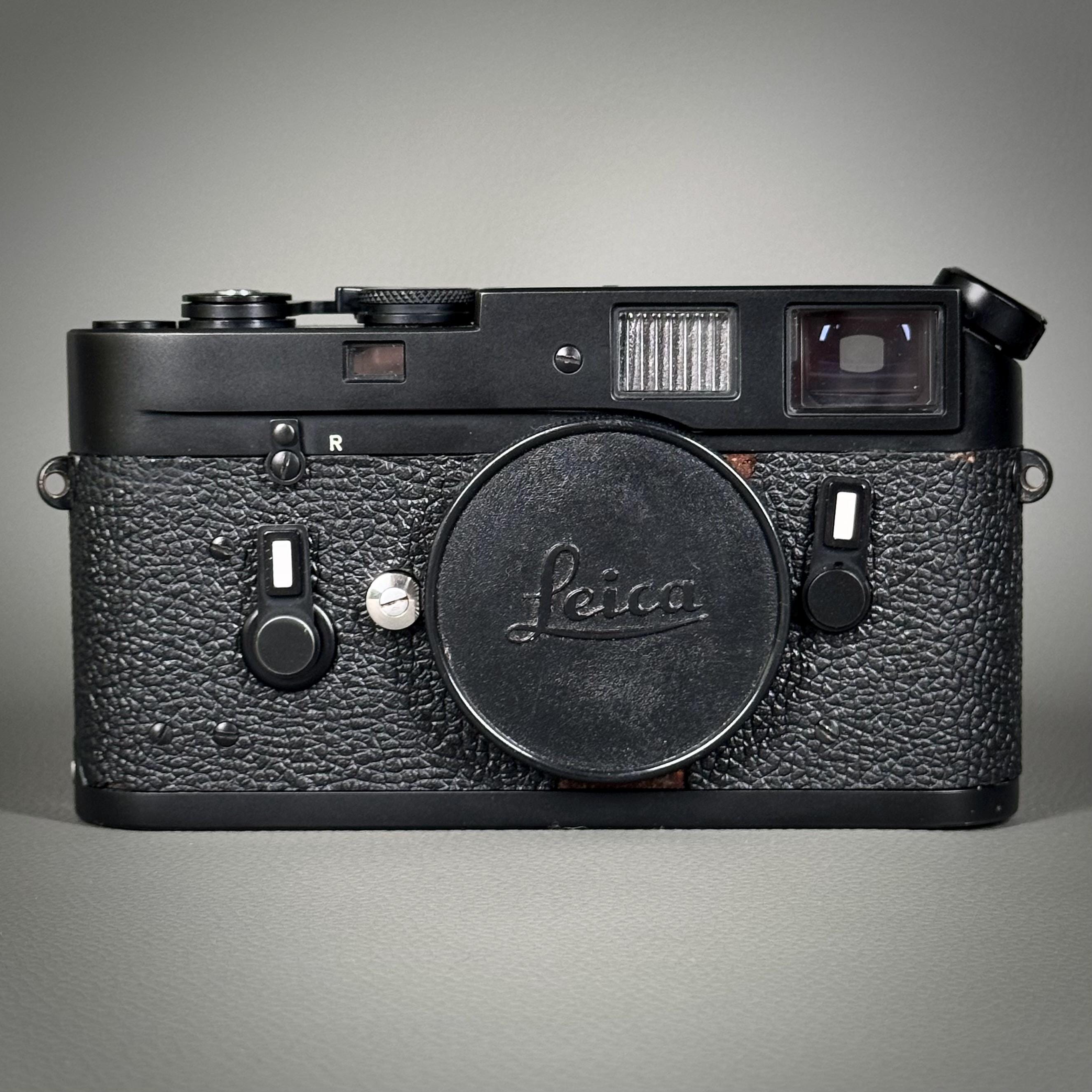 Vintage Leica M4 BLACK CHROME Rangefinder Film Camera Body Leitz