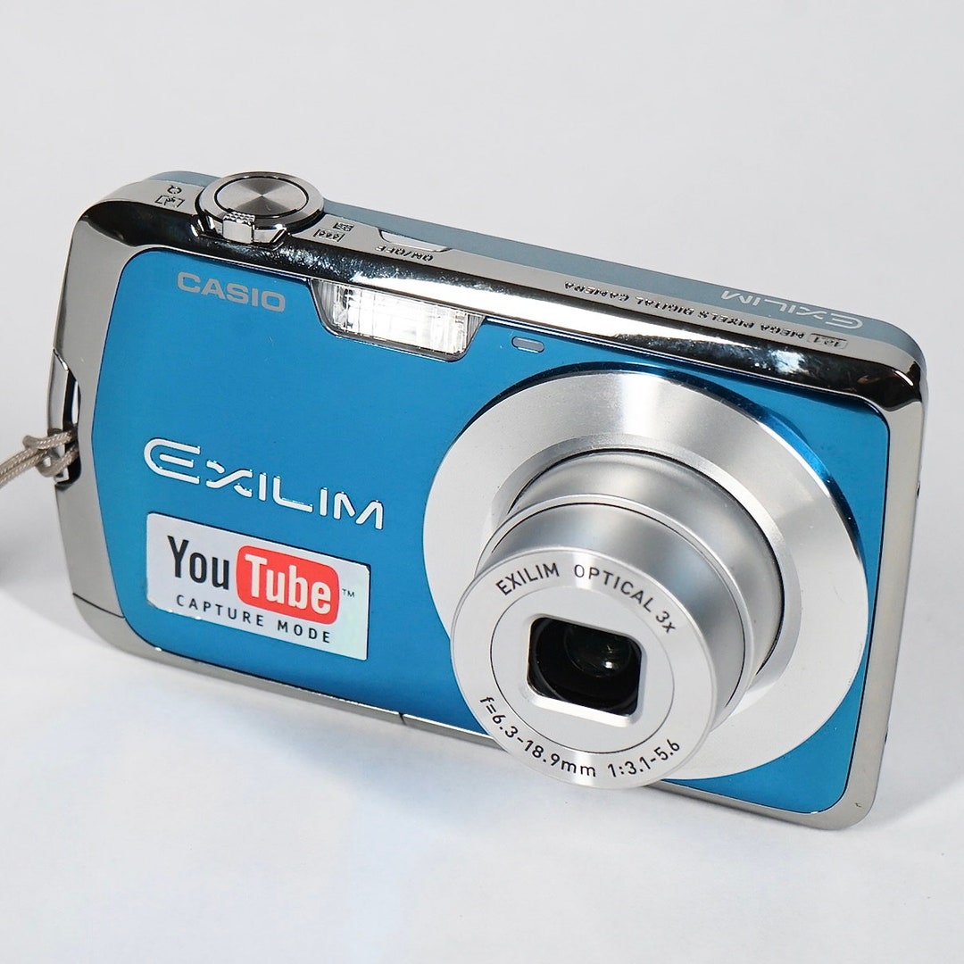 Vintage Casio Exilim EX-S6 Compact Point-and-shoot CCD Vintage Casio Exilim EX-S6 Compact Point-and-shoot CCD