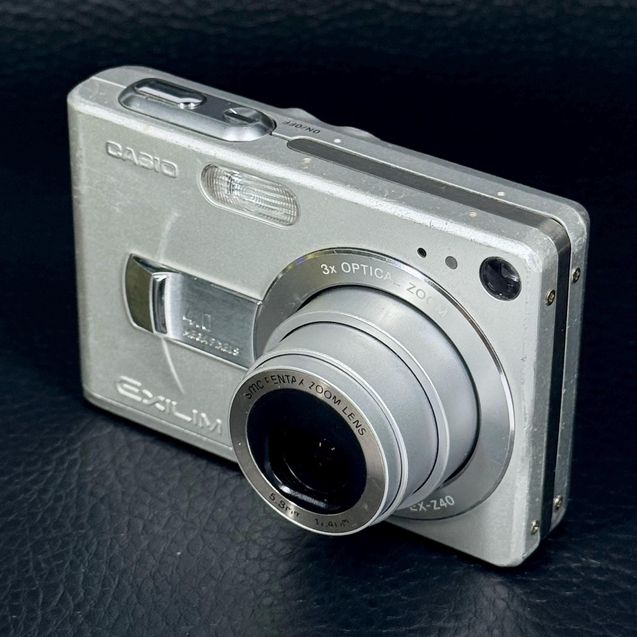 CASIO EXILIM ZOOM EX-Z40 シルバー Amazon | CASIO EXILIM ZOOM EX-Z40 シルバー | コンパクト 通販