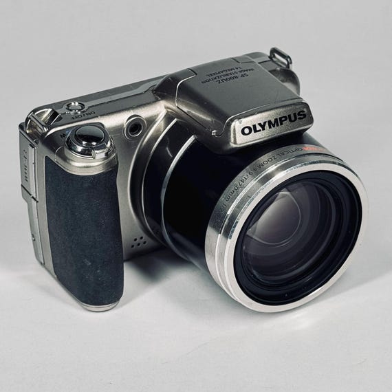Vintage Olympus SP-800UZ Y2k Point-and-shoot Digital Camera 14