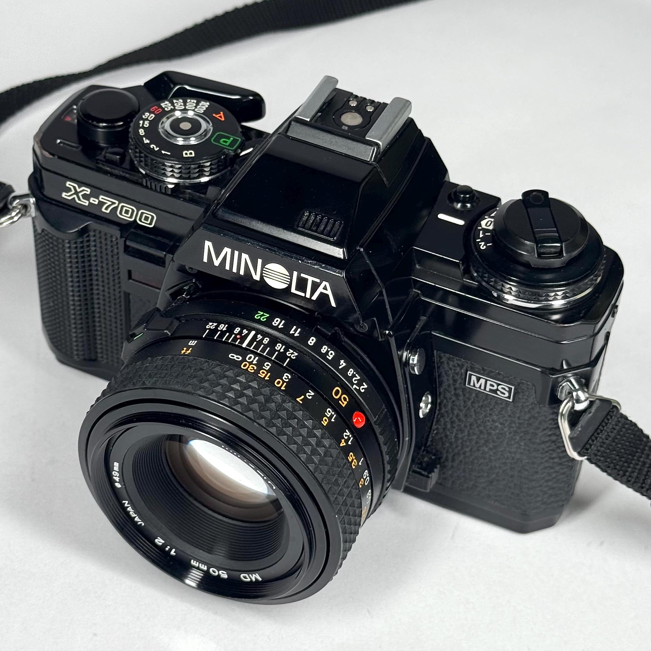 Vintage 80's MINOLTA X-700 35mm SLR Film Camera W/ MD Rokkor-x
