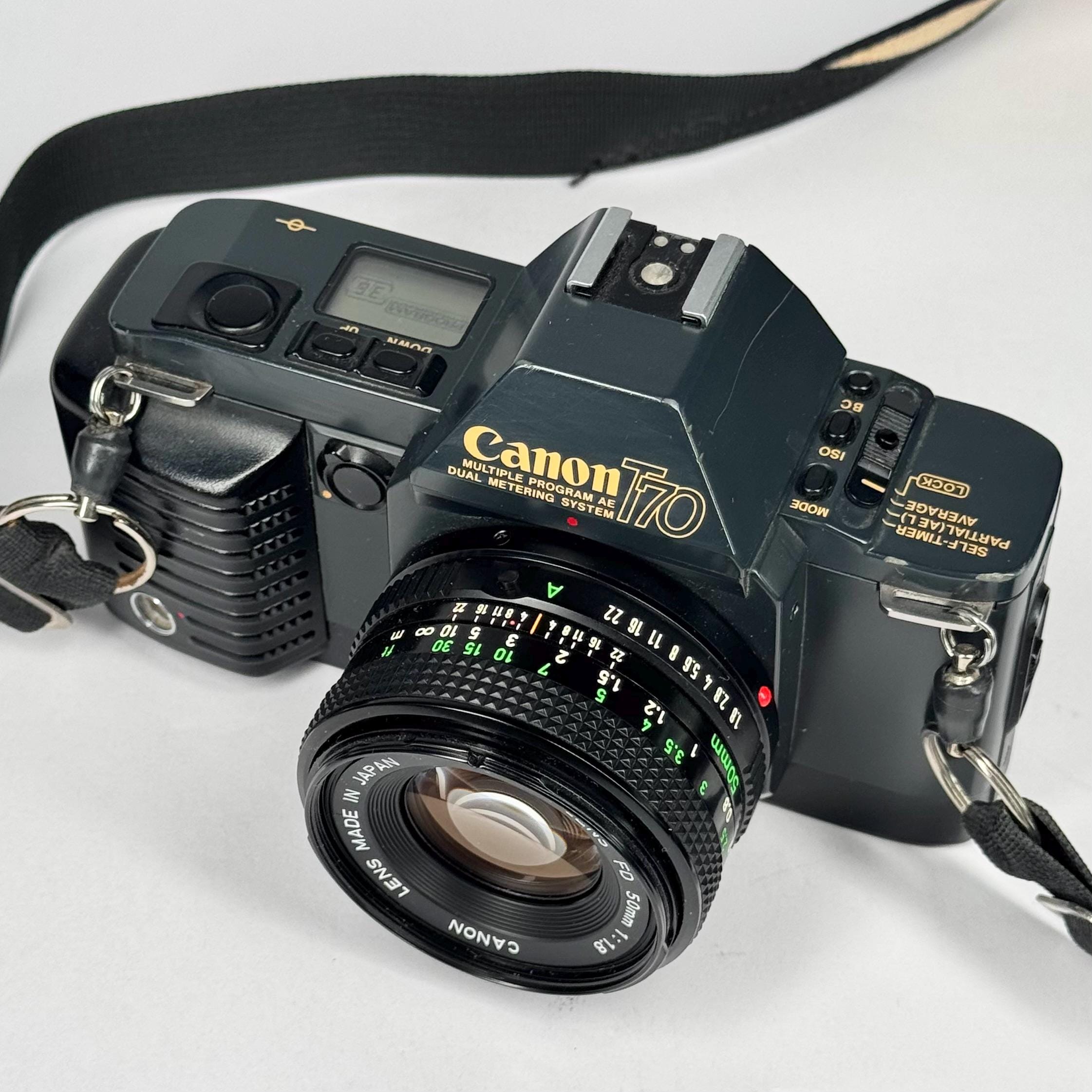 Canon キャノン　T70 アンティークカメラ コレクション Vintage Canon T70 35mm Film SLR Camera W/ FD 50mm F/1.8 Lens