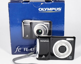 Vintage Olympus FE-47 14-megapixel CCD Compact Y2K Point-and-shoot digital camera 2000's