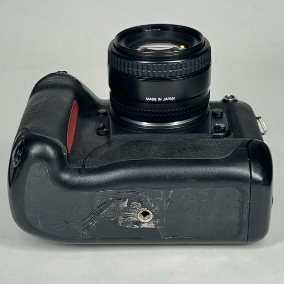 Vintage Nikon F5 35mm Film SLR Autofocus Camera w/ AF 50mm f/1.4