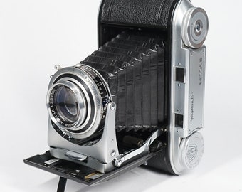 VOIGTLANDER BESSA II   カメラ Voigtlander BESSA II 6x9cm 120 Film Camera. COLOR-SKOPAR