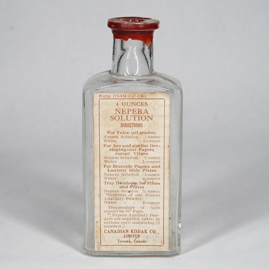 Antique 1910's Nepera Solution Canadian Kodak Glass Darkroom