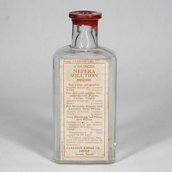Antique 1910's Nepera Solution Canadian Kodak Glass Darkroom