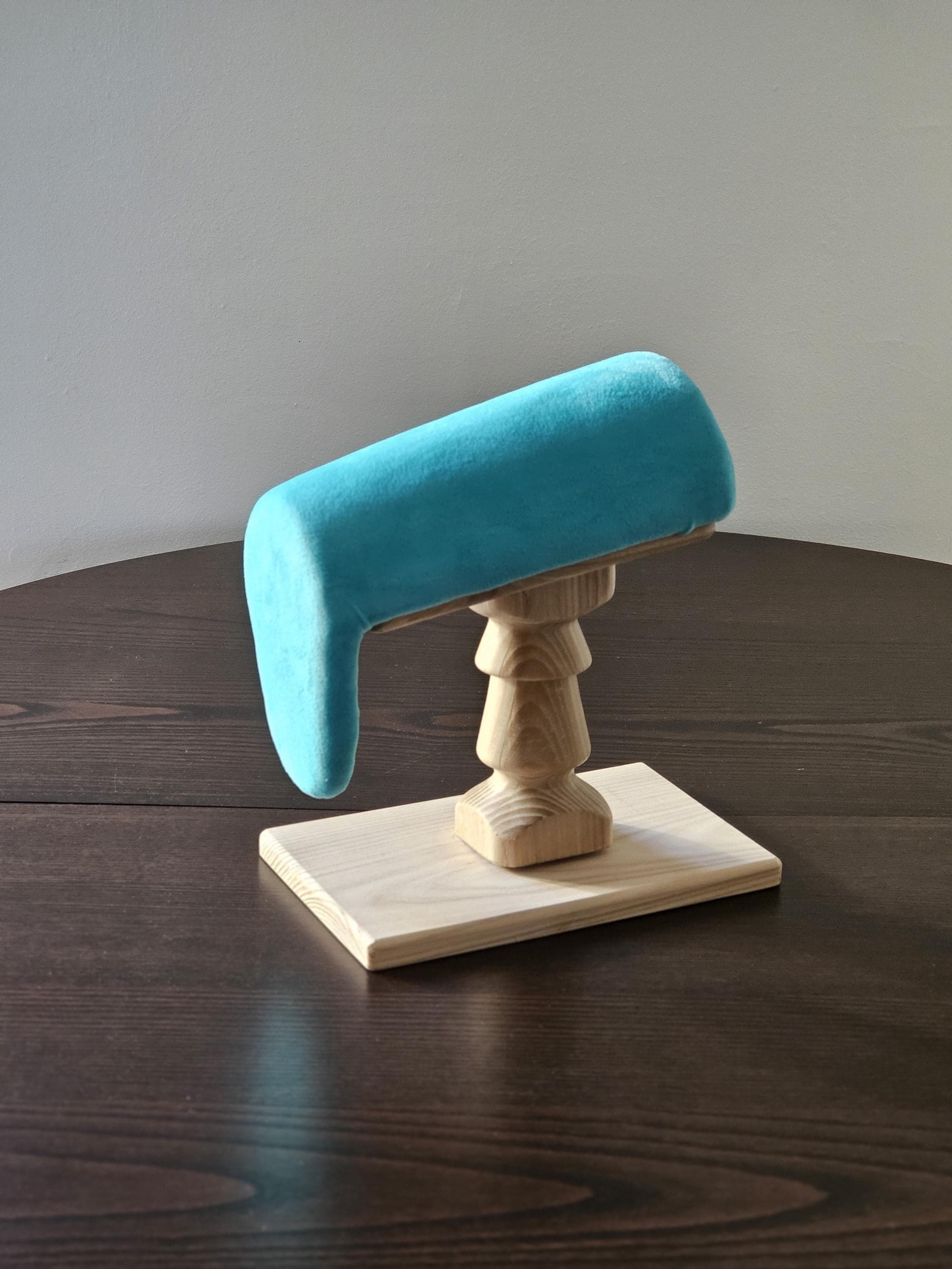 Tailor board for steam ironing of the shoulder silhouette, laundry room and everyday lives.
