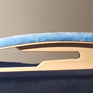 22-inch persplank met veloursmouwen: gebogen strijkhulpmiddel