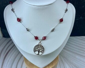Collar con Árbol de la Vida Rojo Rubí: Colgante de Plata, Joyería Espiritual Boho